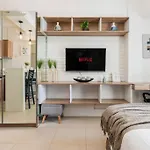 Furnished Studio In Avida Towers Riala, Cebu It Park With Pool, Fast Wifi, Netflix And More